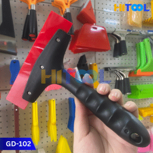 Gạt nhựa dán kính lưỡi đỏ GD102, dụng cụ tiện ích cho việc vệ sinh kính.
