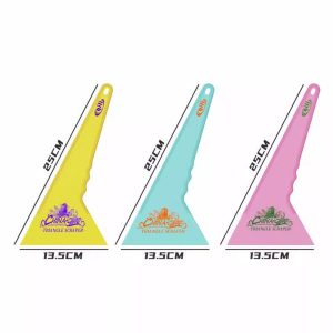 Gạt nhựa Qili cao cấp 13.5cm x 25cm GQL 137C